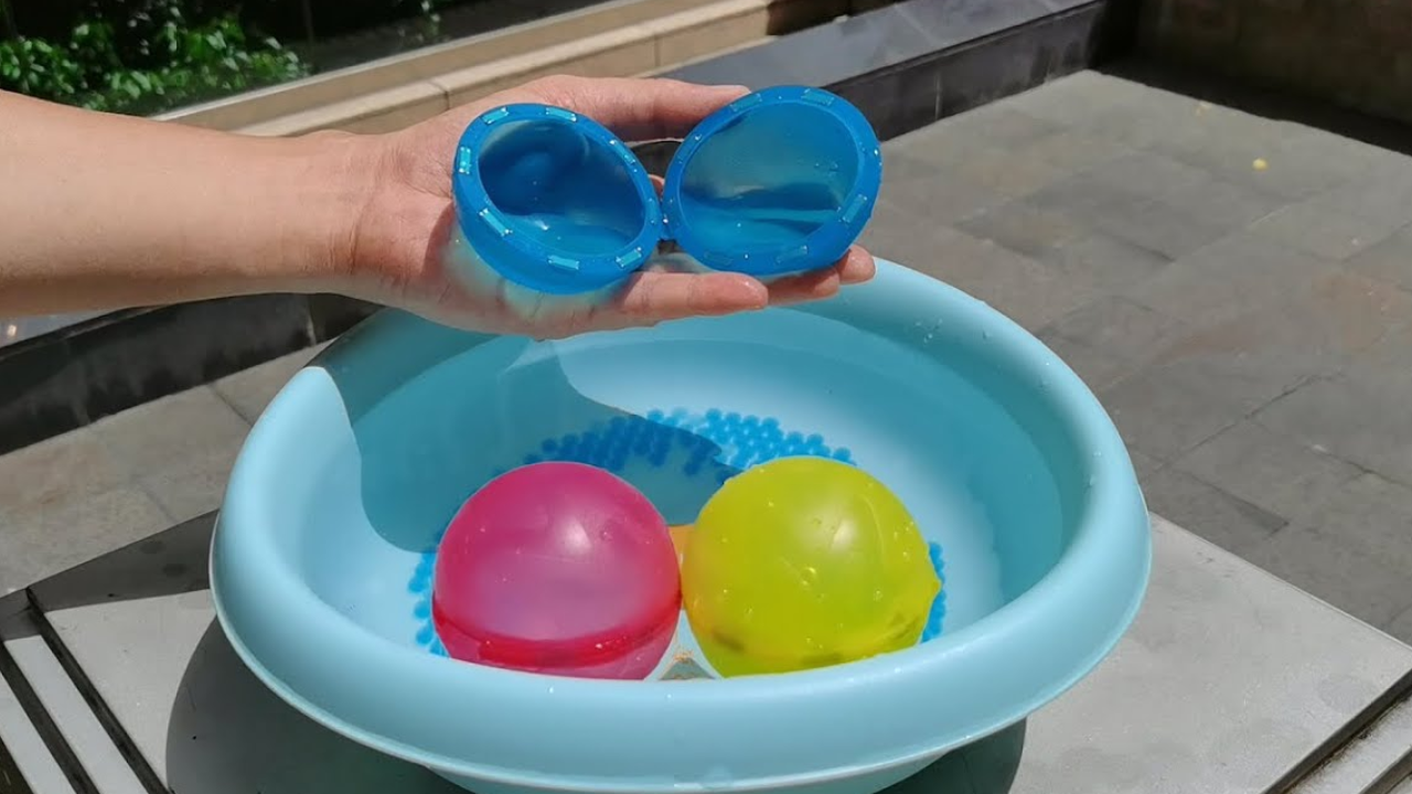 Working Method for Reusable Self-Sealing Water Bomb Balloons